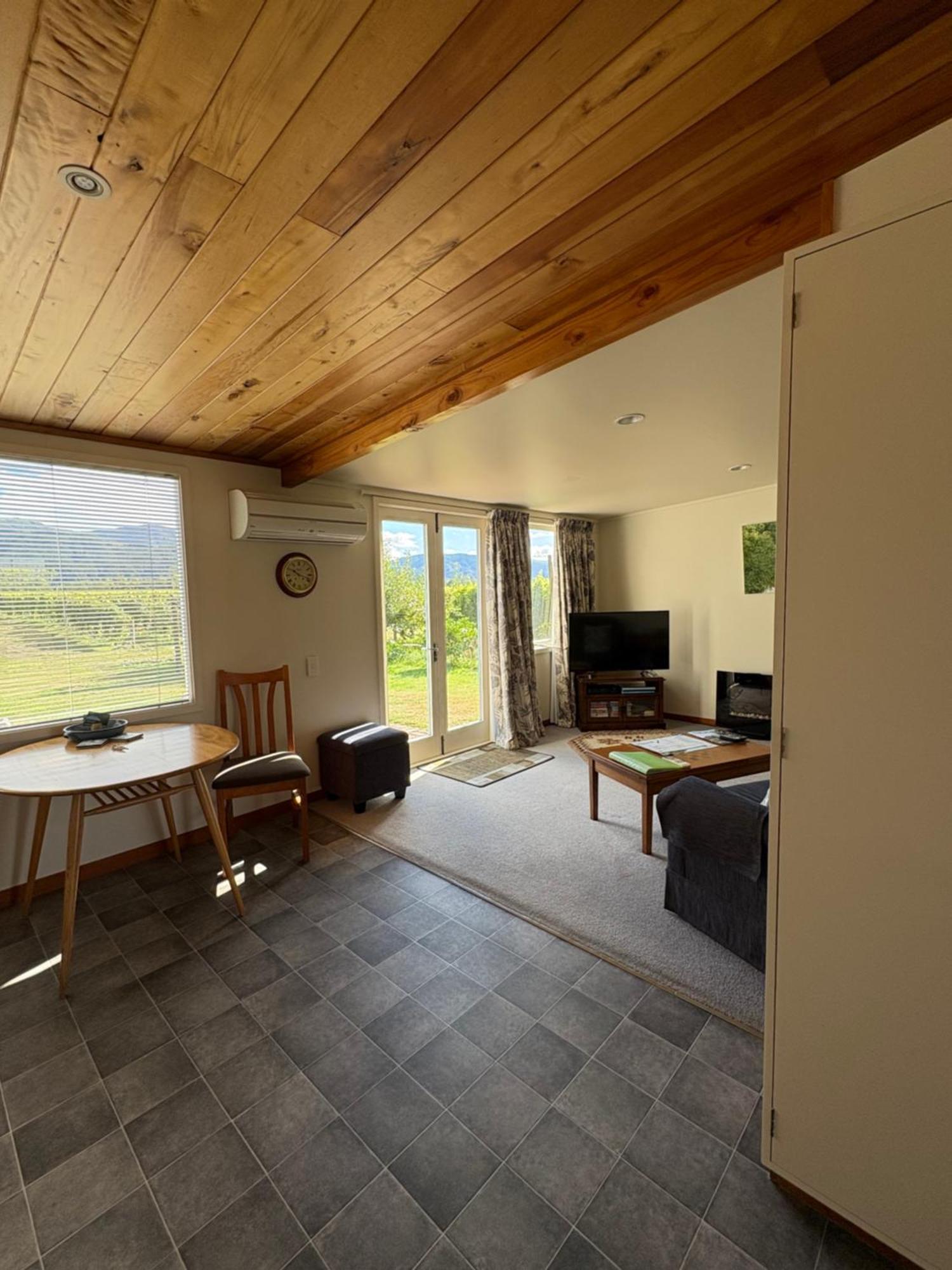 Vineyard Cottage In Blenheim On The Golden Mile Екстериор снимка