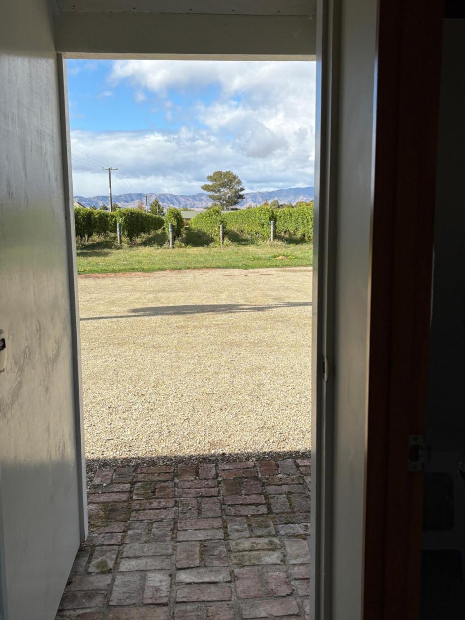 Vineyard Cottage In Blenheim On The Golden Mile Екстериор снимка